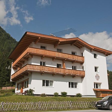 Appartements Schmalzerhof Gries im Sellrain Luaran gambar